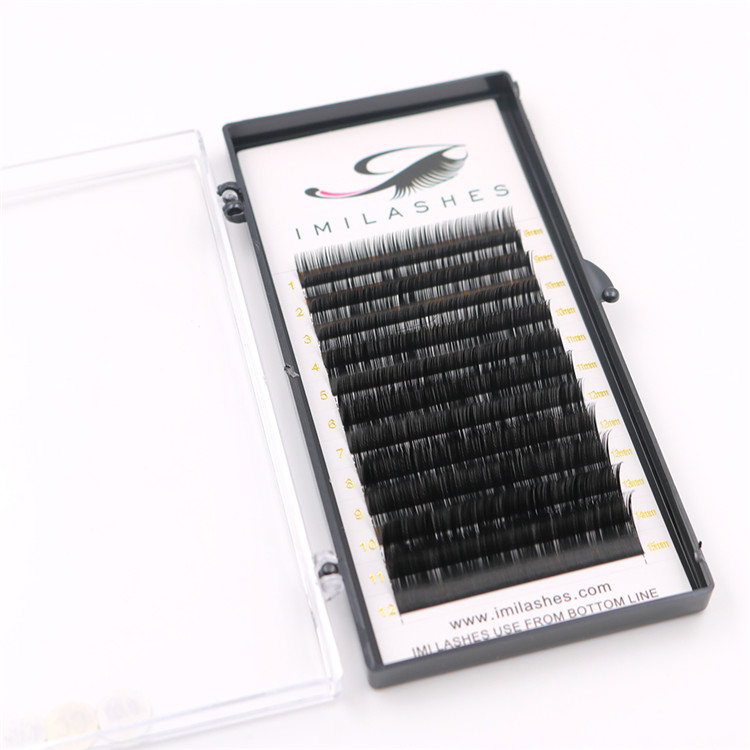 false-eyelashes-salon.JPG