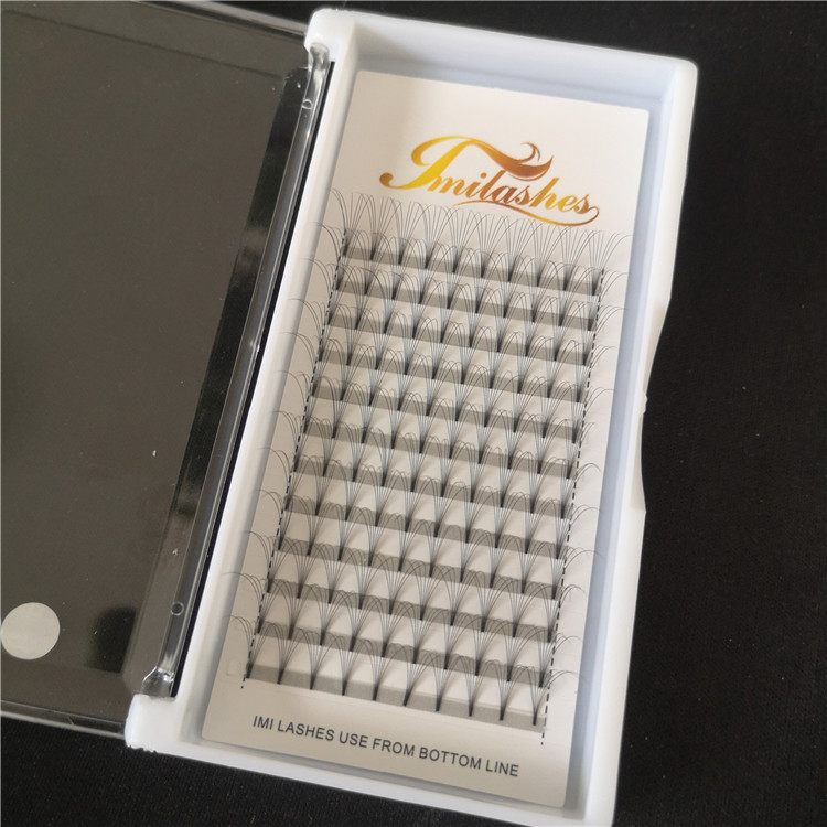 volume-eyelashes.jpg