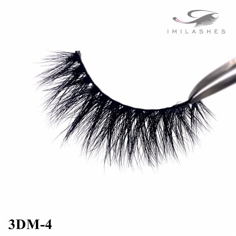 real-mink-lash-extensions.jpg