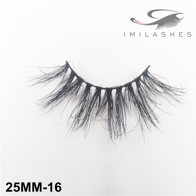 mink-fur-real-hair-false-eyelashes.jpg