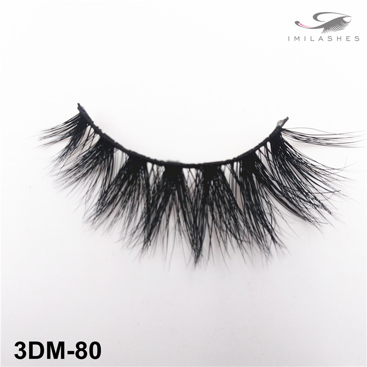 most-natural-false-eyelashes.jpg